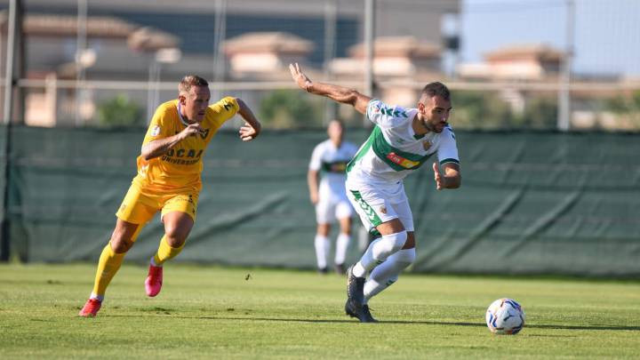 La era Almirón en el Elche comienza con un gol de Nino