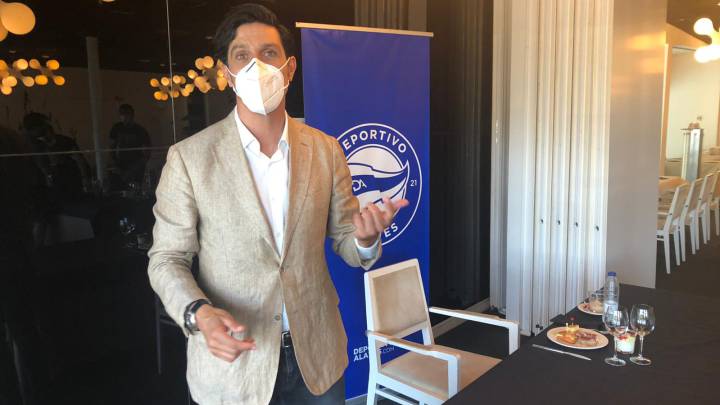 Sergio Fernández, en un acto con el Alavés.