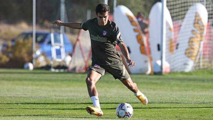 Manu Sánchez entrenando con el Atlético