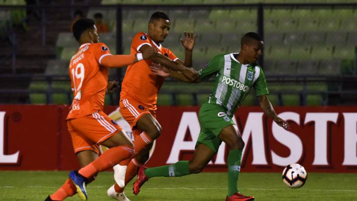 El Elche inicia su carrusel de fichajes con Jeison Lucumí