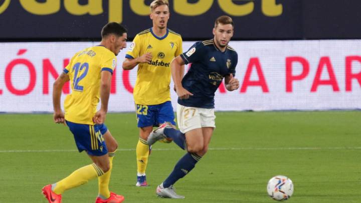 El Cádiz necesita aligerar plantilla para reforzarse