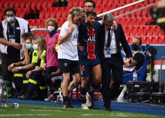 El PSG teme una grave lesión en la rodilla izquierda de Bernat