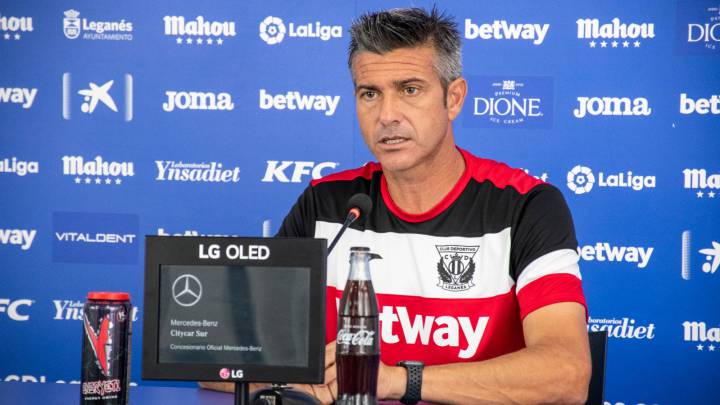 Martí: “No es ideal tener abierto el mercado con la Liga empezada”