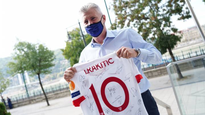 Suker visitó al Sevilla: "Me encanta la vuelta de Rakitic"