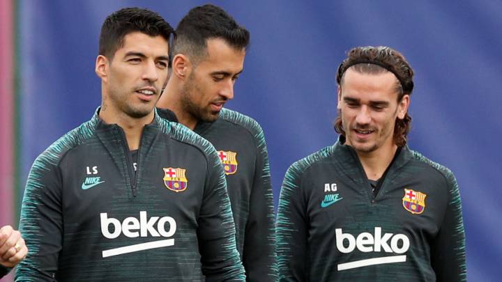 Luis Suárez y Griezmann, en un entrenamiento del Barça.