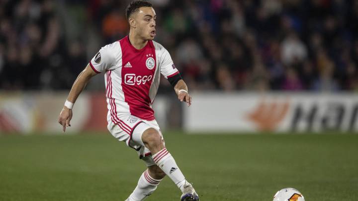 Sergiño Dest aterriza este domingo en Barcelona