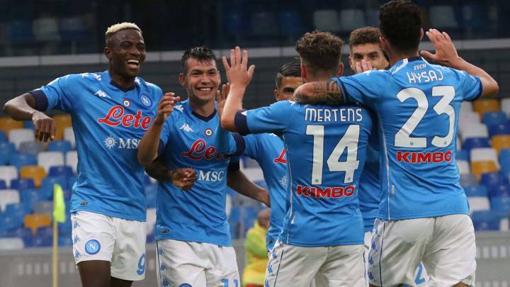 El Nápoles celebra un gol ante el Genoa.