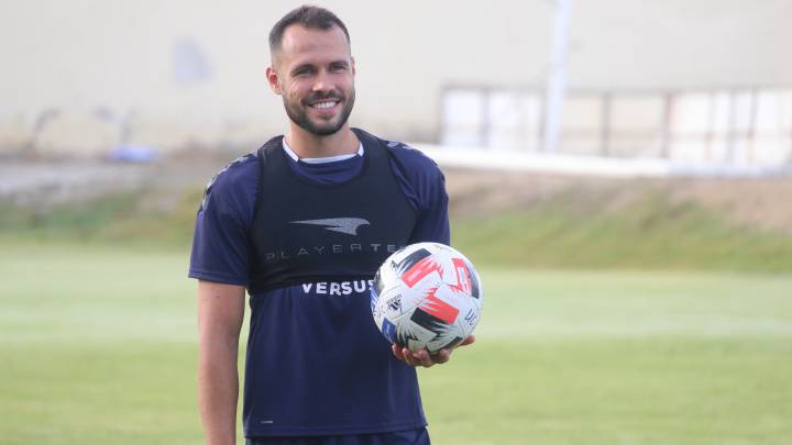 Salmerón también ‘repatría’ a Santi Jara