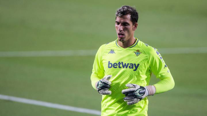 El portero del Betis Joel Robles reveló que ha pedido perdón a los árbitros por sus palabras ante el Real Madrid y que le sorprendería una sanción.
