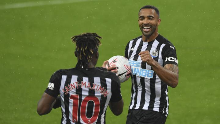 El Newcastle se acerca a la zona noble tras derrotar por 3-1 al Burnley.