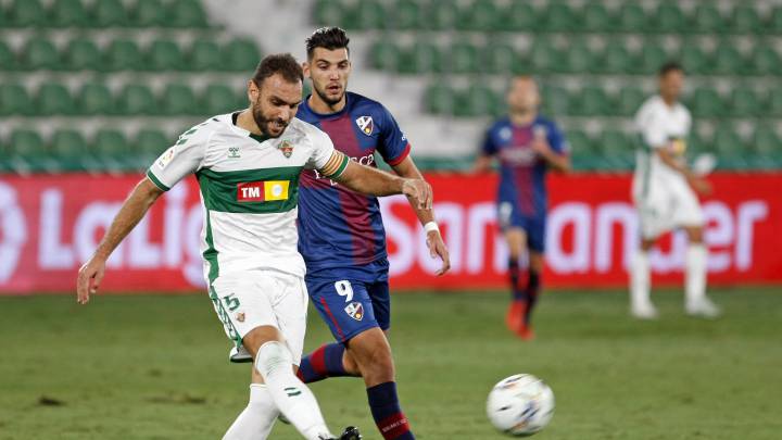 1x1 del Elche: Edgar salva al Elche y deja la puerta a cero
