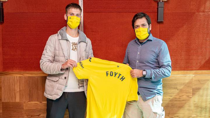 El Villarreal hace oficial el fichaje de Juan Foyth