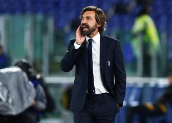 A Pirlo le tienta una delantera de cinco