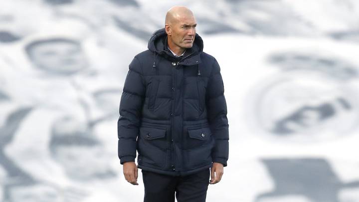 Zinedine Zidane, entrenador del Real Madrid, en el partido de Champions contra el Shakhtar Donetsk.