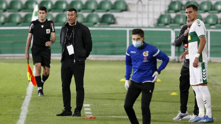 Almirón: "Es alentador un inicio así porque el equipo es prácticamente nuevo"