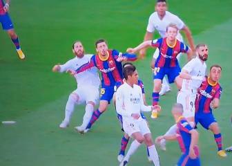 Iturralde ve un penalti claro a Ramos y otro