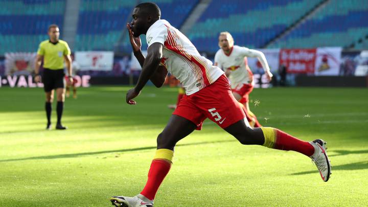 El Manchester United descartó a Upamecano por 220.000 euros