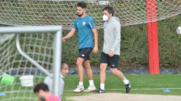 Nolaskoain no levanta cabeza: se lesiona el tobillo izquierdo