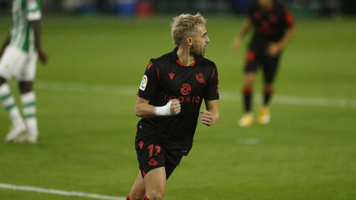 Januzaj entrena con el grupo y está listo para jugar contra el Nápoles