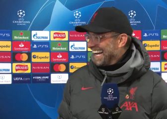 La reacción Klopp al ver el cambio de look de un periodista