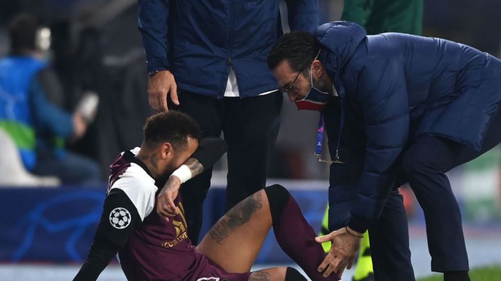 Neymar acumula más de un año lesionado desde que llegó al PSG