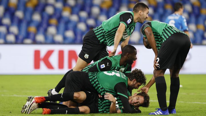 El Sassuolo tumba al Nápoles y es segundo en solitario