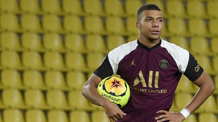 Mbappé: "No debe venir a engañarnos, señor árbitro"
