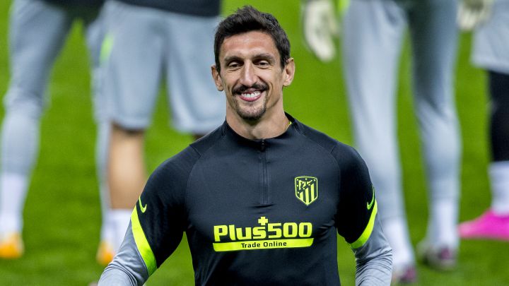 Savic, durante el entrenamiento del Atlético en Moscú.
