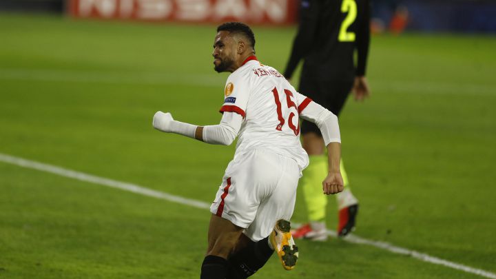 En Nesyri sostiene su pulso
para ser el nueve de Lopetegui