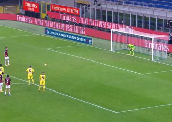 Sin duda, uno de los peores lanzamientos de su carrera...Ibra y su último penalti