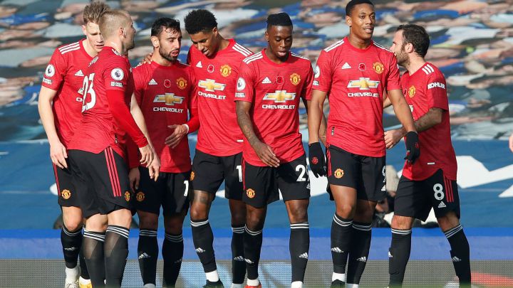 El Manchester United seduce a Cristiano con un once de estrellas