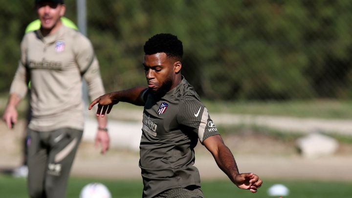 Lemar, durante un entrenamiento con el Atlético.