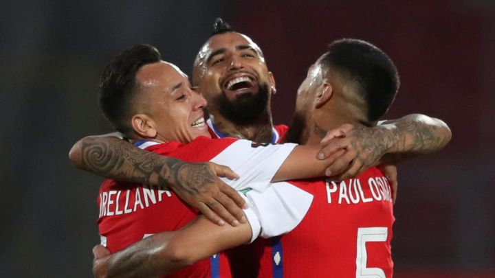 Orellana regresa con Chile dejando buenas sensaciones