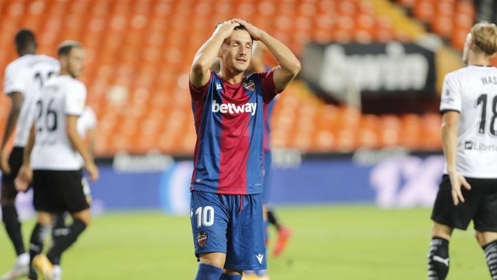 Bardhi sufre una hernia discal aguda dorsal