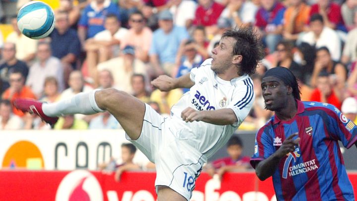 Eto’o y Cassano, la dupla que quiere el Racing Murcia