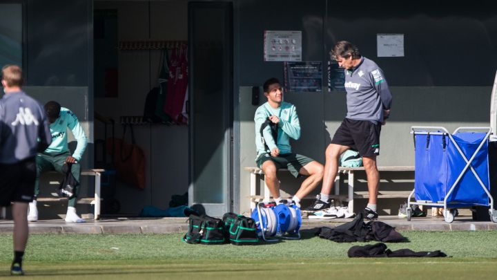 Pellegrini y el futuro: "Tener
fuera a Fekir y Canales a la vez..."