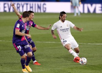 Real Madrid yet to receive offers for wantaway Isco