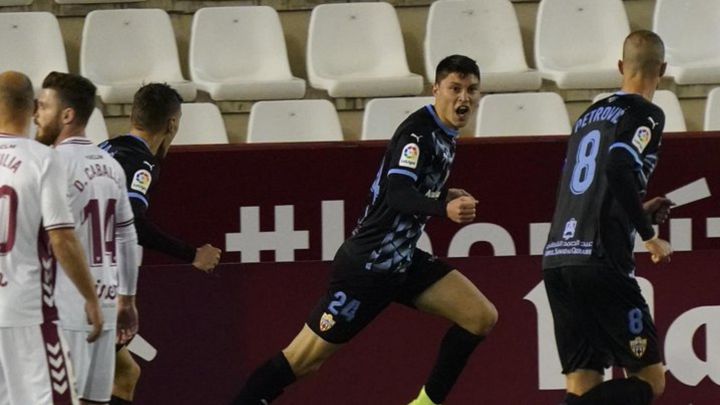 Aprobados y suspensos del Almería: ¡Cuenca de mi vida!
