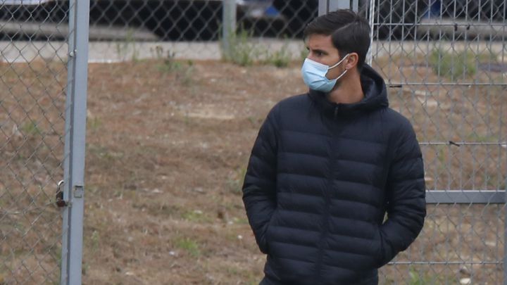 Adrián sufre una nueva rotura y estará otro mes de baja