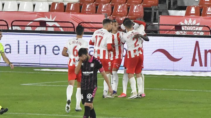 Oviedo - Almería: horario, TV y cómo y dónde ver en directo