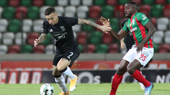 Pizzi y Everton remontan para el Benfica