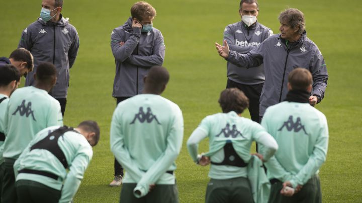 Nabil Fekir, principal novedad
en la convocatoria de Pellegrini