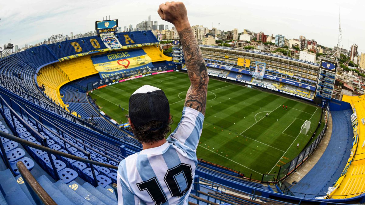 El homenaje de La Bombonera a Maradona
