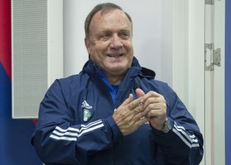 Advocaat anuncia su retirada