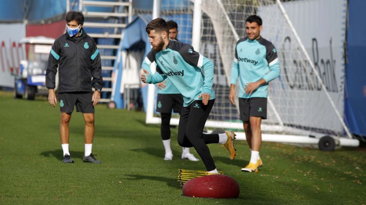 Miguelón, en un entrenamiento del Espanyol.