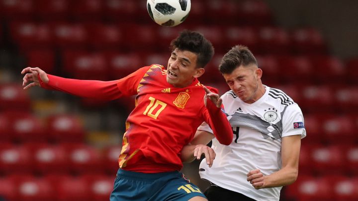 Nabil Touaizi, en un España-Alemania Sub-17.
