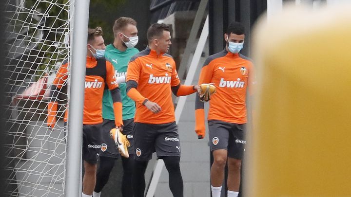 Cheryshev da negativo y se apunta al Athletic