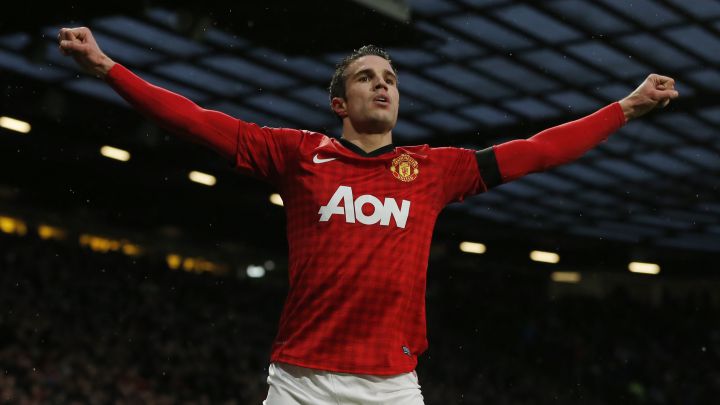 Van Persie: "Al carajo los ingresos, quiero levantar la Premier"