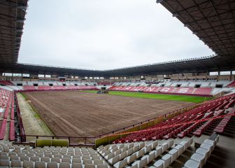 El cambio de césped de Las Gaunas arranca
