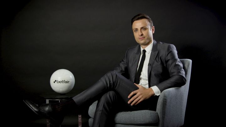 Berbatov: "La Real Sociedad no juega bien sólo por Silva"